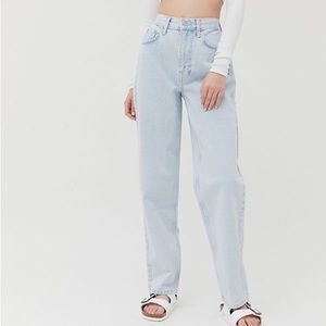🦋 BDG HIGH RISE BAGGY JEANS